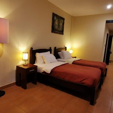 Dalia Budget Hotel Сенггиги Экстерьер фото