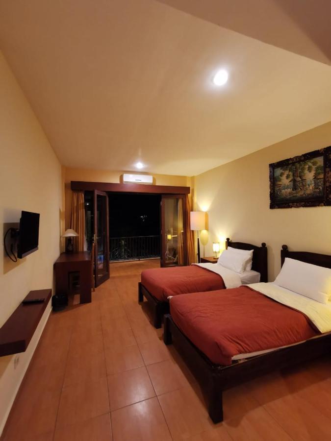 Dalia Budget Hotel Сенггиги Экстерьер фото