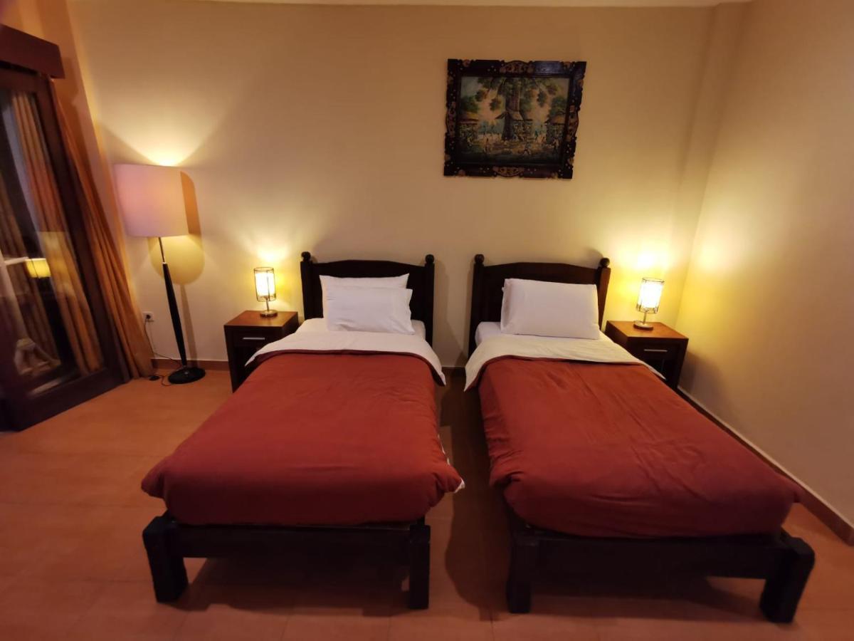 Dalia Budget Hotel Сенггиги Экстерьер фото