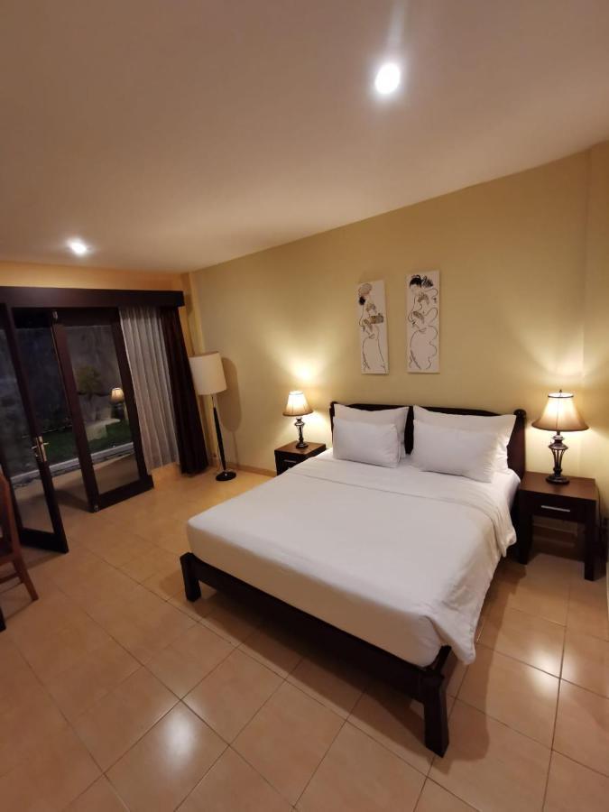 Dalia Budget Hotel Сенггиги Экстерьер фото
